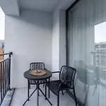 Bright And Cozy At A Quiet Location