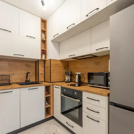 Bright And Cozy At A Quiet Location Sofia