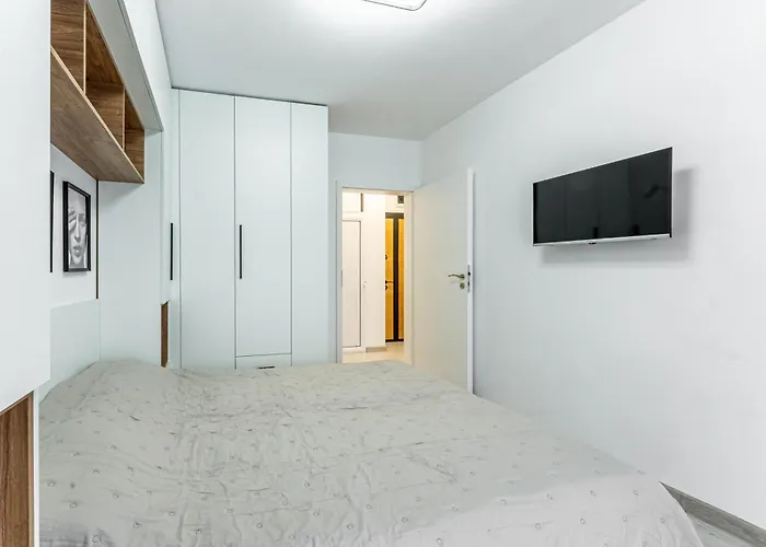 Bright And Cozy At A Quiet Location * Sofia