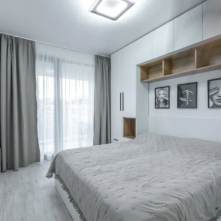 아파트 Bright And Cozy At A Quiet Location 소피아